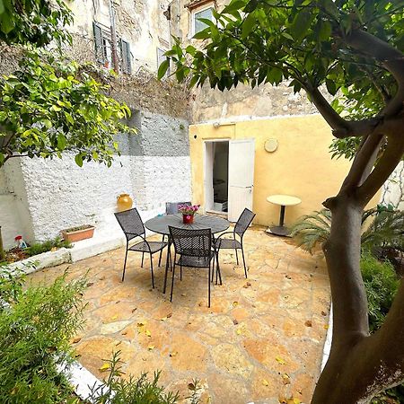 Traditional House With Ivy Garden Corfu  Buitenkant foto