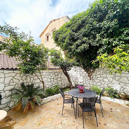 Traditional House With Ivy Garden Corfu  Buitenkant foto