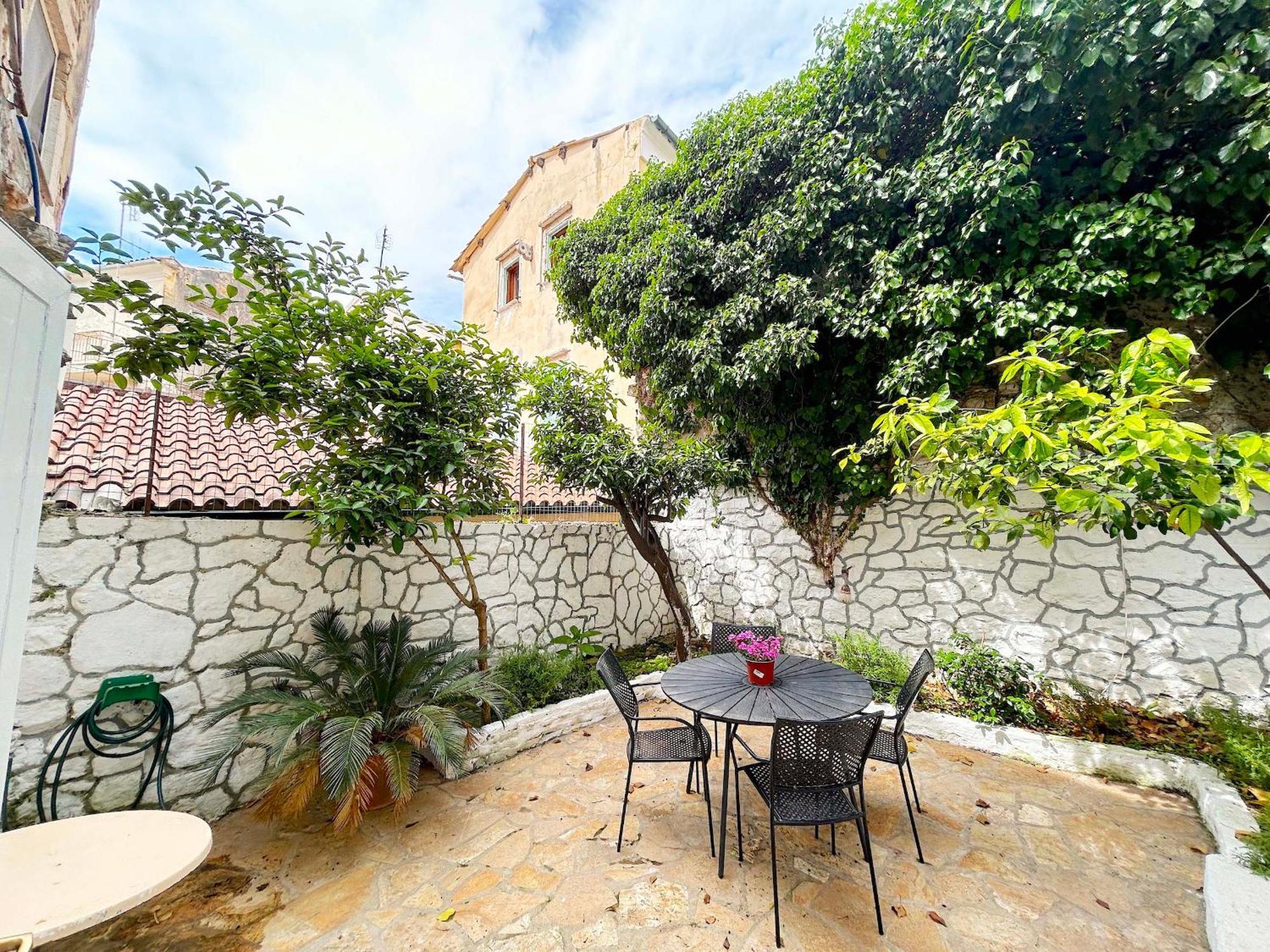 Traditional House With Ivy Garden Corfu  Buitenkant foto